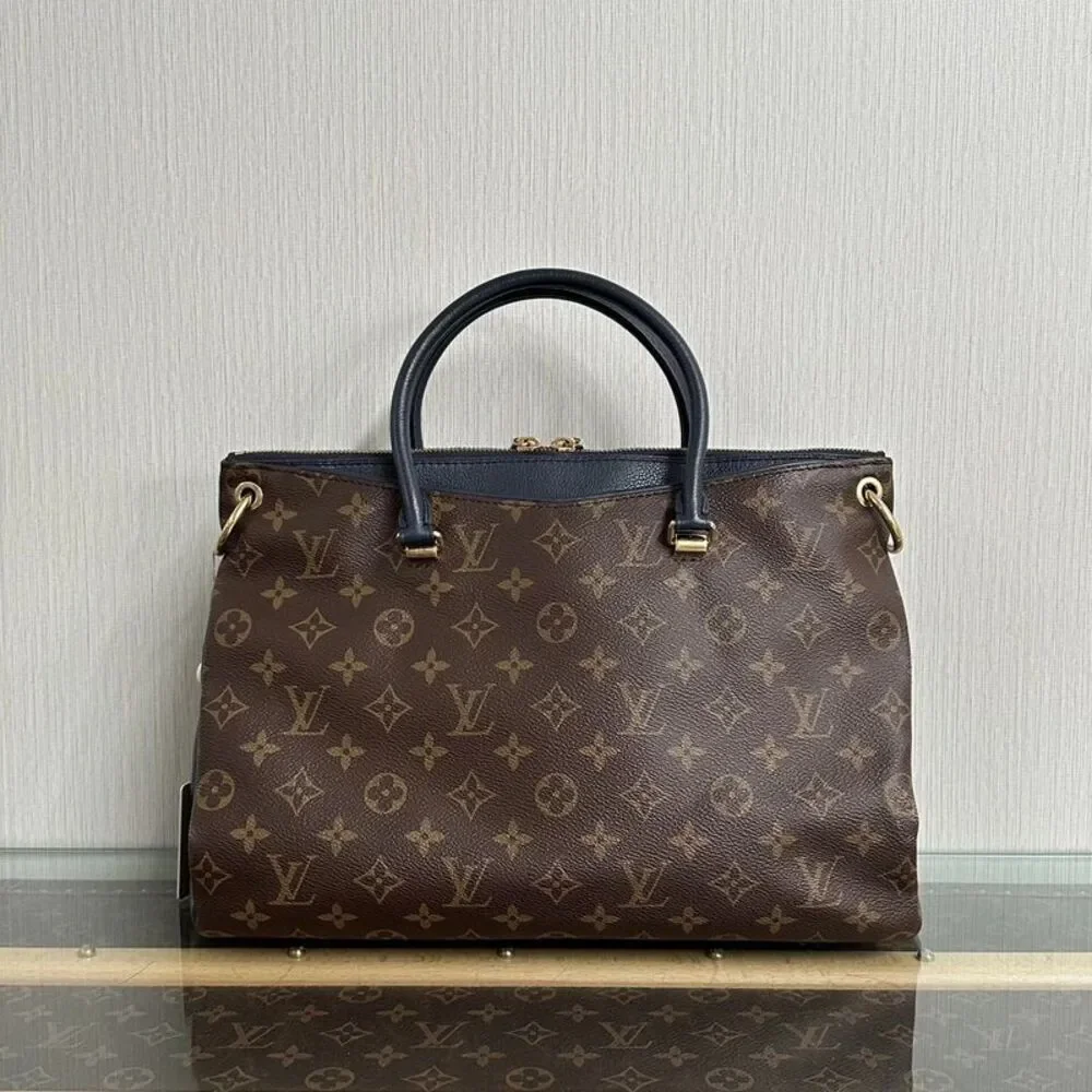 Louis Vuitton Women Pre-Loved Bag Very Good Condition